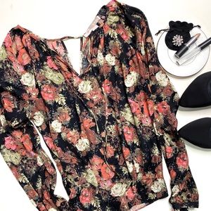 Forever 21 Rose Bohemian Black Toe Blouse S